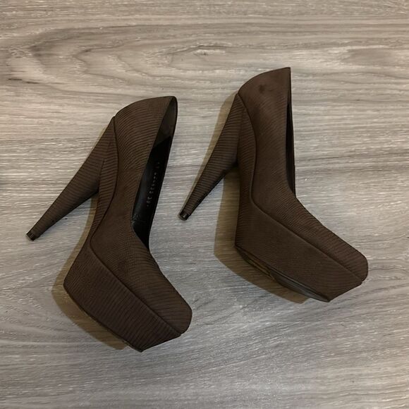 Yves Saint Laurent HEELS SIZE 38 - Picture 5 of 14